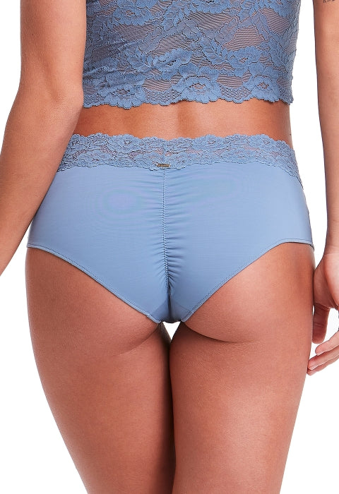 Calcinha Empina Bumbum