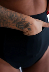 Calcinha Compressiva Kinesiocurve New Dichotomy
